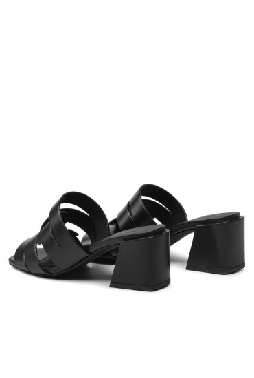 Furla Чехли Lipari YG13LPR-Y62000-O6000-4-401-20-IT Черен - Mera.bg