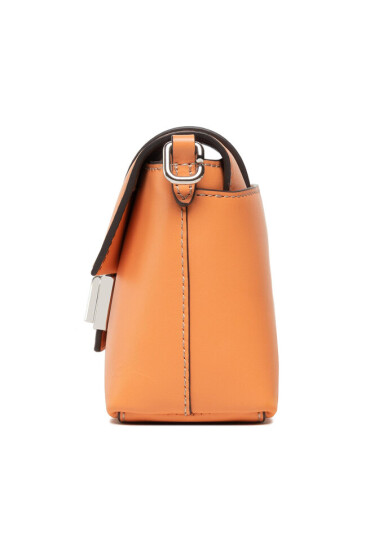 Furla Дамска чанта Charlotte WE00269-AX0733-1275S-1-003-20-CN-E Sunset - Mera.bg