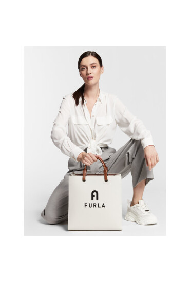 Furla Дамска чанта - Mera.bg