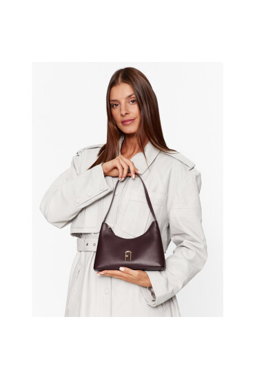 Furla Дамска чанта Diamante WB00863-AX0733-2516S-1007 Chianti - Mera.bg