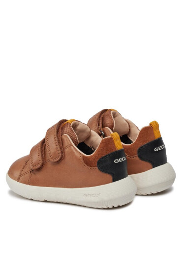 Geox Сникърси B Hyroo Boy B365DC 0CLFU C6001 M Кафяв - Mera.bg