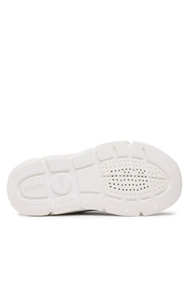 Geox Сникърси J Aril Girl J25DLD07QBCC1316 S Silver/Lilac - Mera.bg