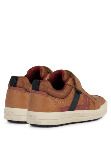Geox Сникърси J Arzach Boy J164AA 0FEFU C0034 S Кафяв - Mera.bg