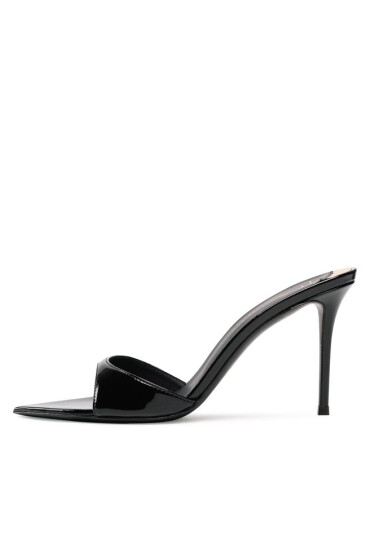Giuseppe Zanotti Чехли E300026 Black 007 - Mera.bg