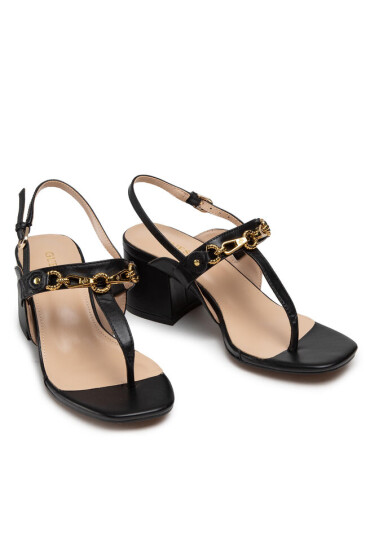 Guess Сандали - Mera.bg
