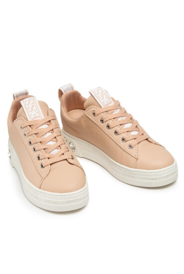 Guess Сникърси - Mera.bg