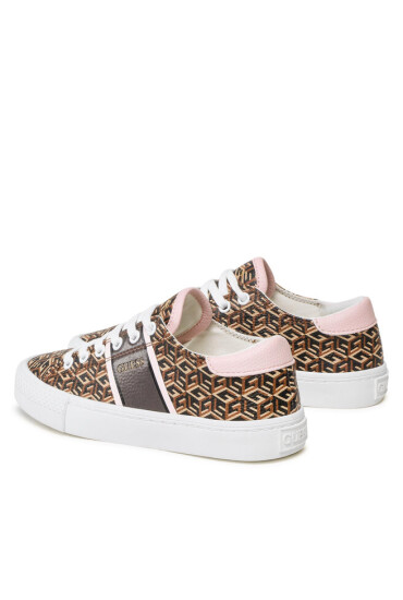 Guess Сникърси - Mera.bg