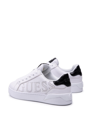 Guess Сникърси - Mera.bg