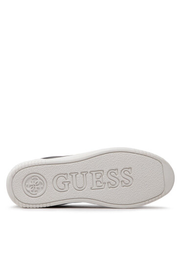 Guess Сникърси - Mera.bg