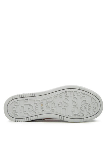 Guess Сникърси - Mera.bg