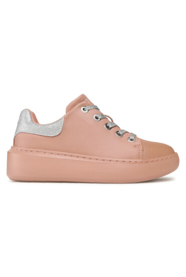 Guess Сникърси - Mera.bg