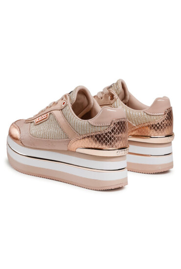 Guess Сникърси - Mera.bg