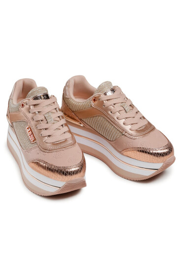 Guess Сникърси - Mera.bg