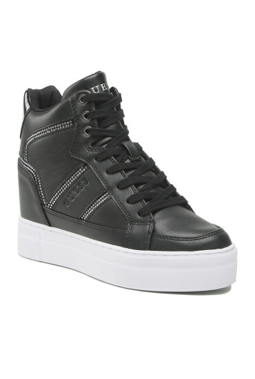Guess Сникърси - Mera.bg