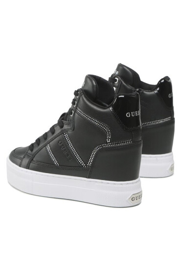 Guess Сникърси - Mera.bg