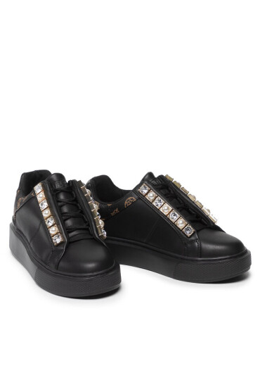 Guess Сникърси - Mera.bg