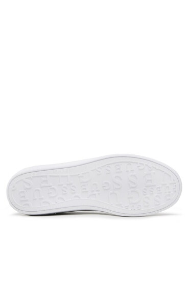 Guess Сникърси - Mera.bg