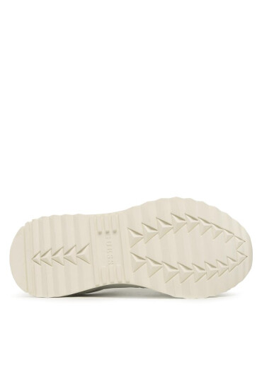 Guess Сникърси - Mera.bg