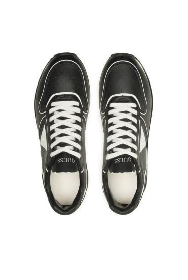 Guess Сникърси - Mera.bg