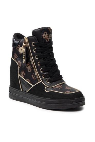Guess Сникърси - Mera.bg