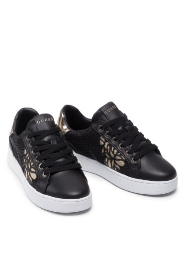 Guess Сникърси - Mera.bg