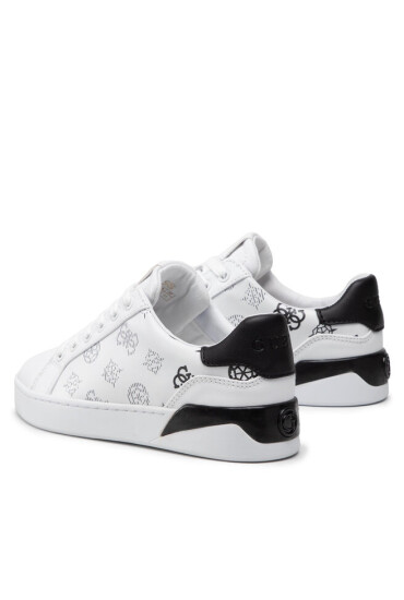 Guess Сникърси - Mera.bg