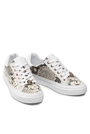 Guess Сникърси - Mera.bg