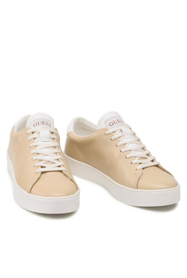 Guess Сникърси - Mera.bg