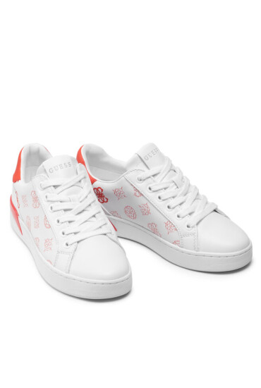 Guess Сникърси - Mera.bg