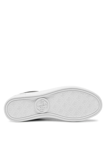 Guess Сникърси - Mera.bg