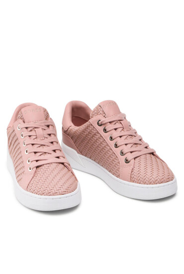 Guess Сникърси - Mera.bg