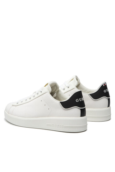 Guess Сникърси - Mera.bg