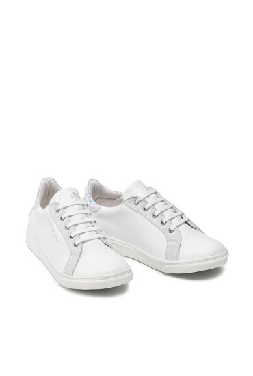 Guess Сникърси - Mera.bg