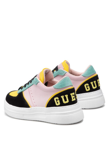 Guess Сникърси - Mera.bg