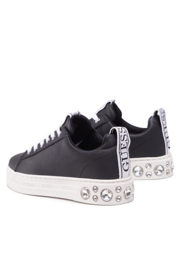 Guess Сникърси - Mera.bg