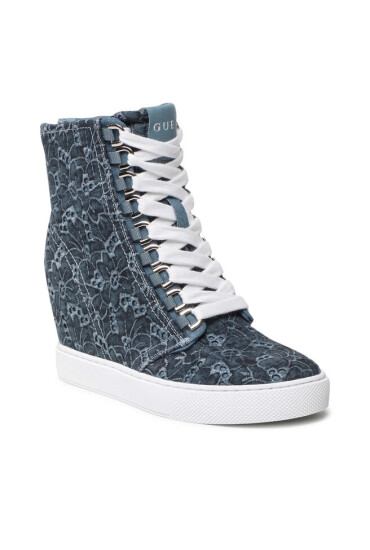 Guess Сникърси - Mera.bg