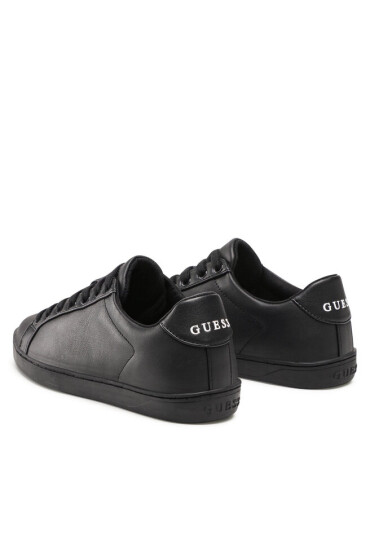 Guess Сникърси - Mera.bg