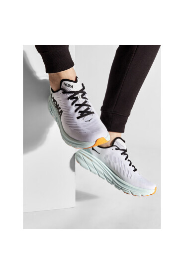 Hoka One One Обувки - Mera.bg