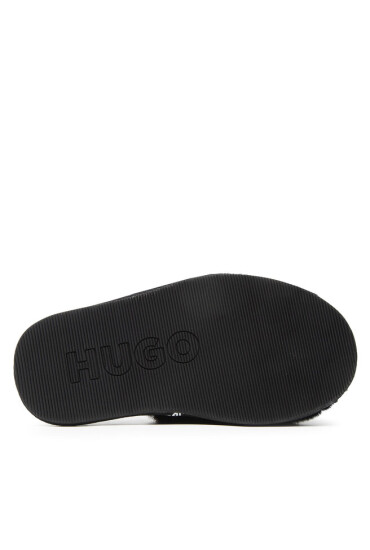 Hugo Пантофи - Mera.bg