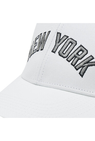 Jack&Jones Шапка с козирка City 12199323 Bright White - Mera.bg