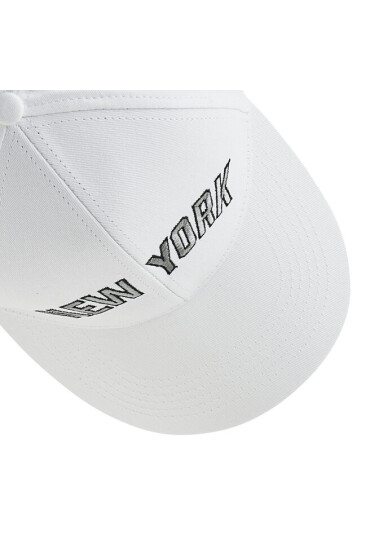 Jack&Jones Шапка с козирка City 12199323 Bright White - Mera.bg