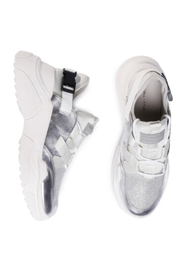 Kendall + Kylie Сникърси Lou Silver - Mera.bg