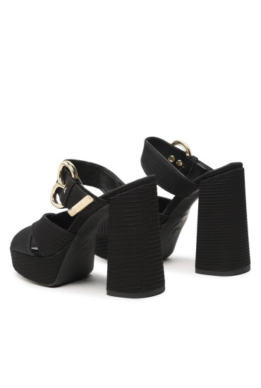 LOVE MOSCHINO Чехли JA2809CG1GJL0000 Nero - Mera.bg