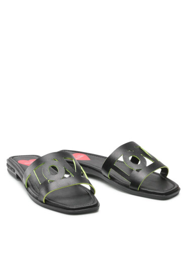LOVE MOSCHINO Чехли JA28332G0EIAX000 Nero/Giallo - Mera.bg