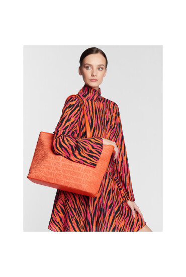LOVE MOSCHINO Дамска чанта JC4072PP1GLN145A Arancio - Mera.bg