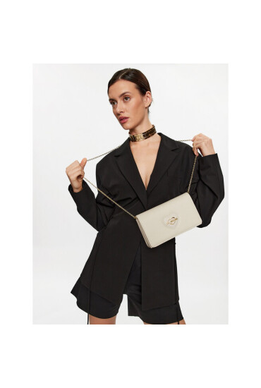 LOVE MOSCHINO Дамска чанта JC4268PP0HKL0110 Avorio - Mera.bg