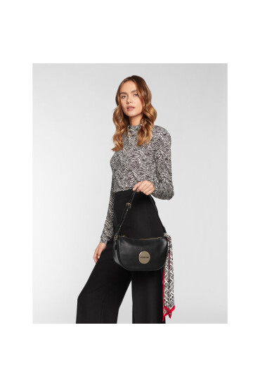 LOVE MOSCHINO Дамска чанта JC4360PP0FKG0000 Nero - Mera.bg