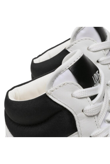 LOVE MOSCHINO Сникърси JA15284G1GIAC10A Бял - Mera.bg