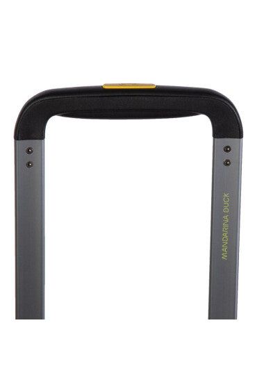 Mandarina Duck Самолетен куфар за ръчен багаж Wheeled P10SZV54651 Black - Mera.bg
