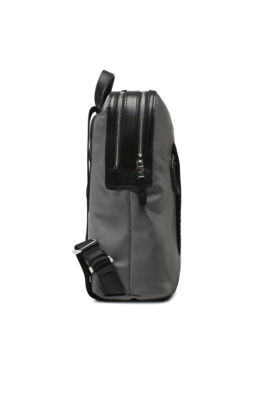 Mandarina Duck Раница Hunter P10VCT08 Smoked Peaerl 13D - Mera.bg